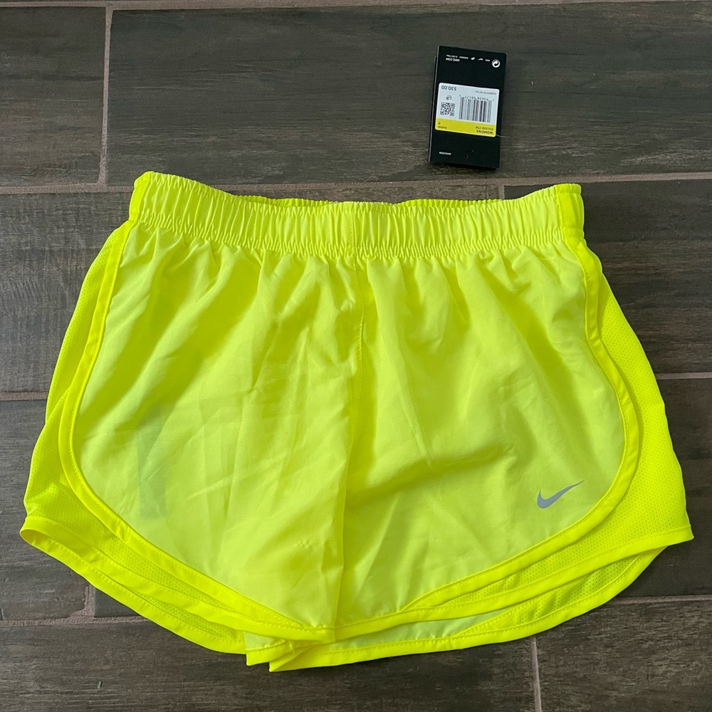 NIKE - Womens running shorts with built in liner.